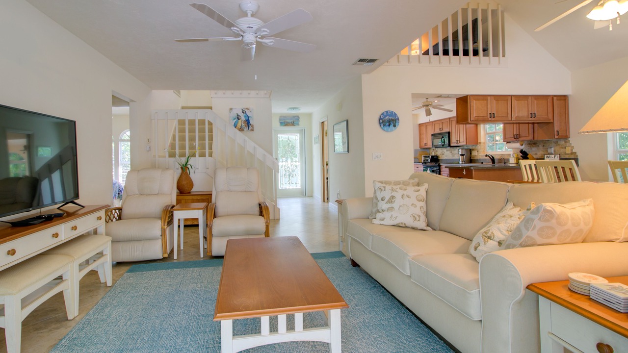 Photo of Livingroom in Heron's Landing