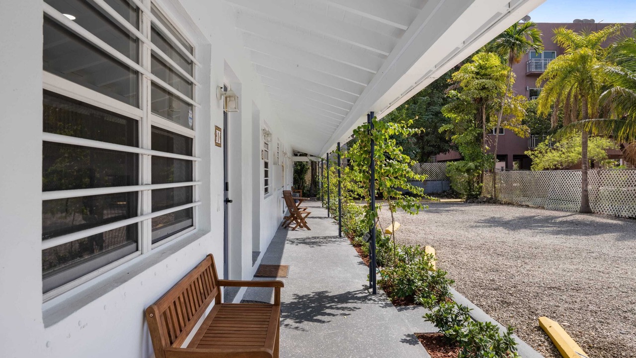 Photo of Patio Balcony in Northeast Miami