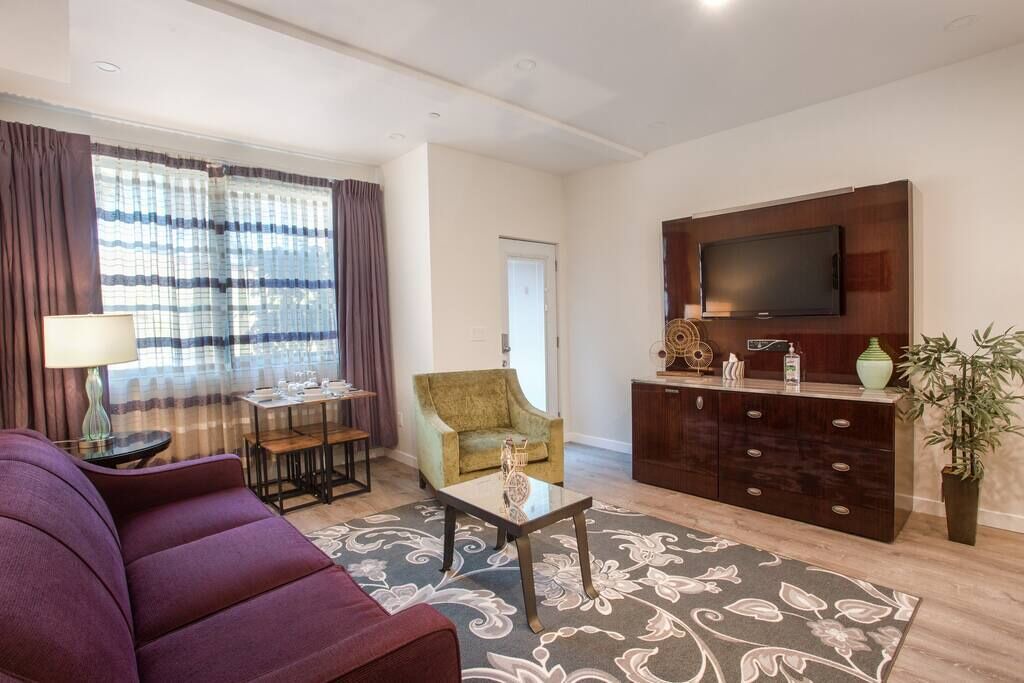 Photo of Livingroom in Bankers Hill