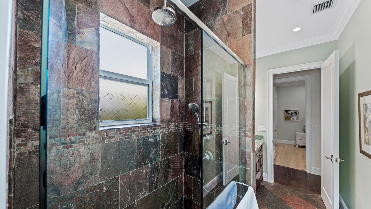 Photo of Bathroom in Lauderdale Beach
