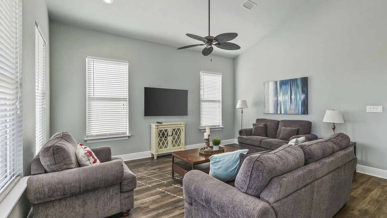 Photo of Livingroom in Hackberry