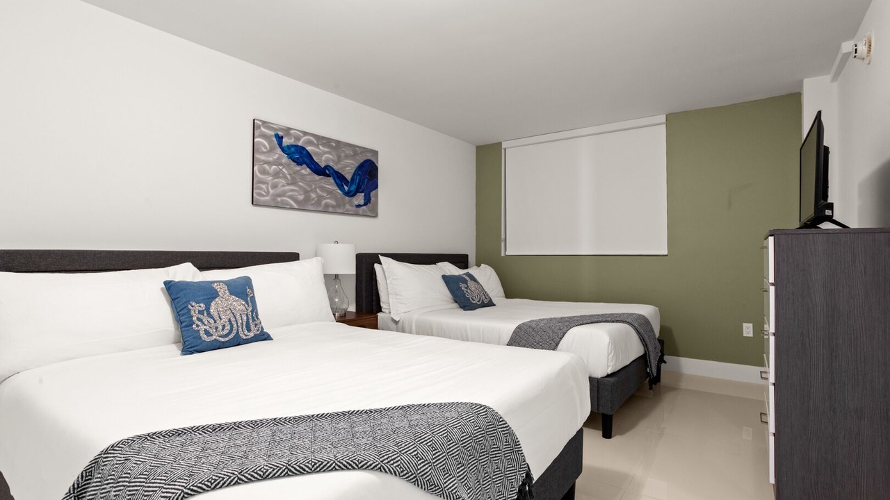 Photo of Bedroom in Bay Harbor Islands