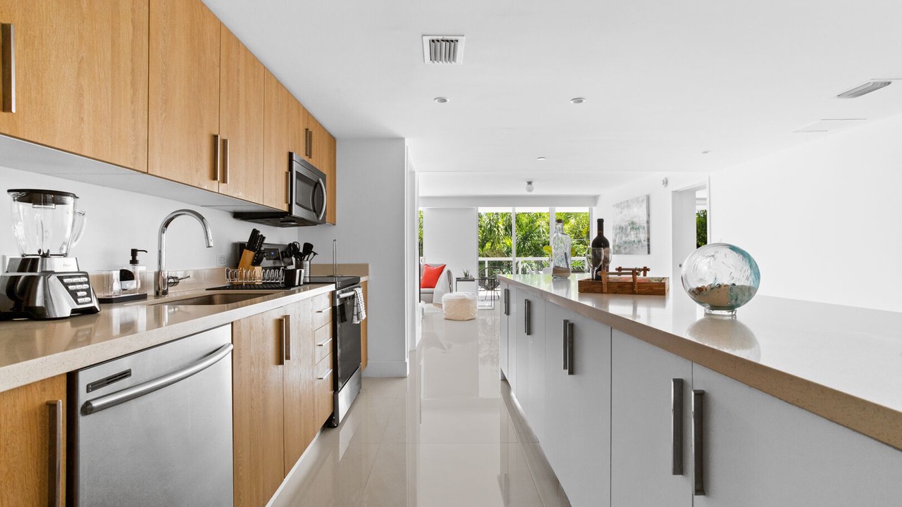 Photo of Kitchen in Bay Harbor Islands