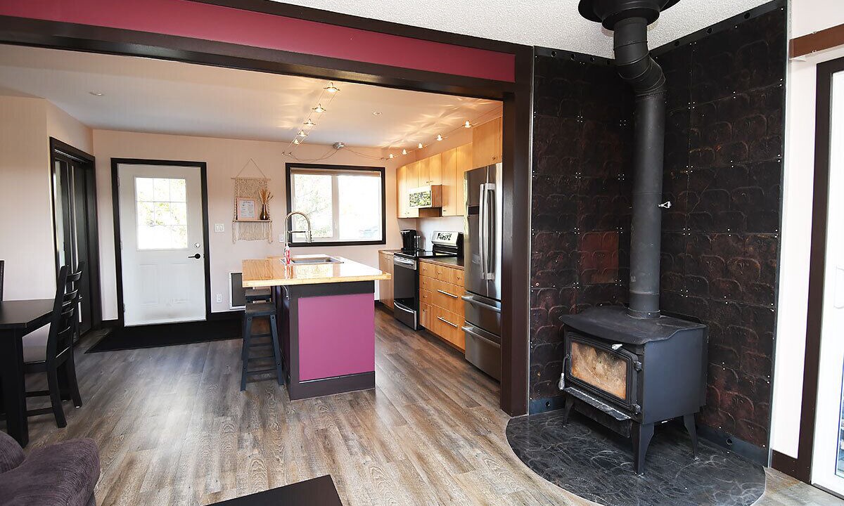 Photo of Livingroom in Pincher Creek