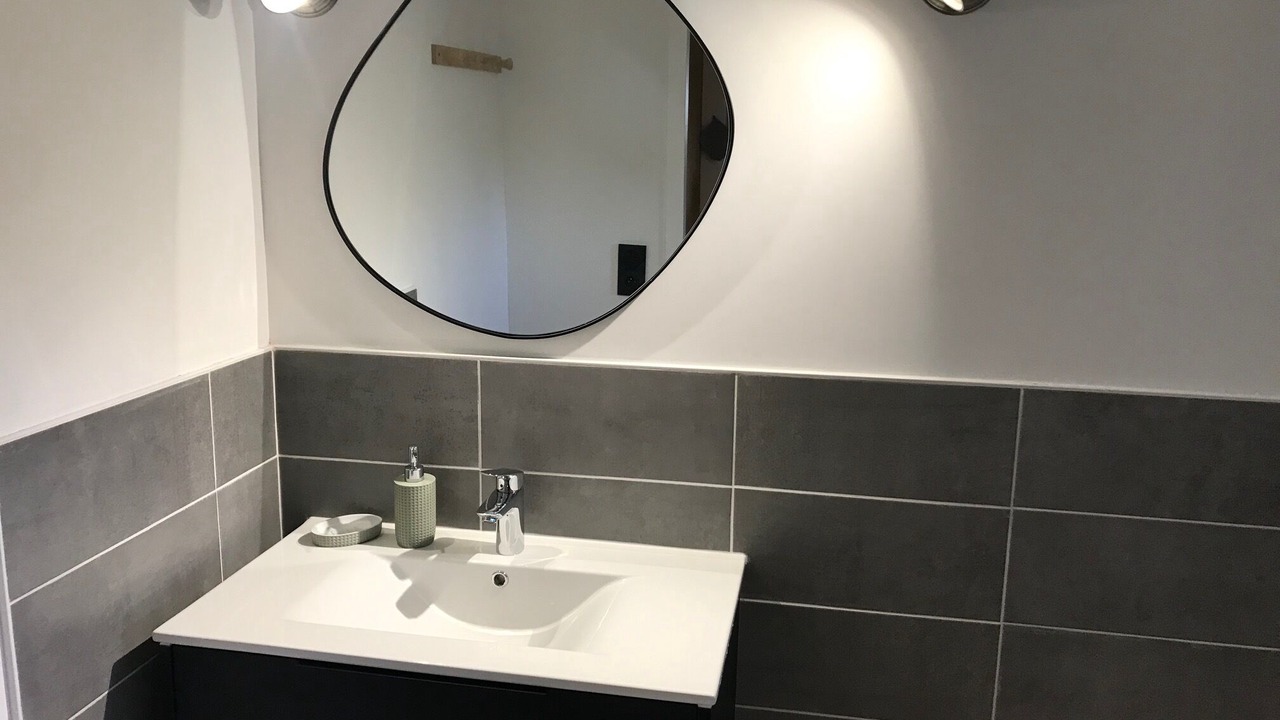 Photo of Bathroom in Sarcenas