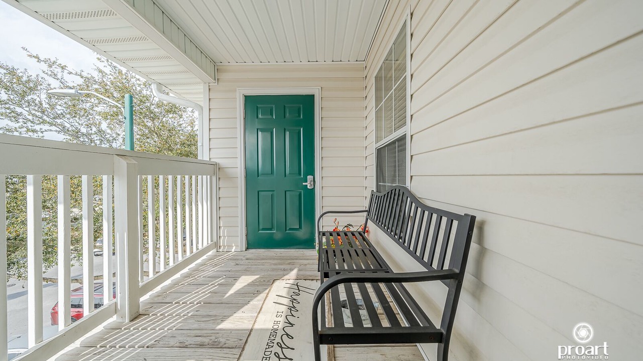 Photo of Patio Balcony in Indian Bayou