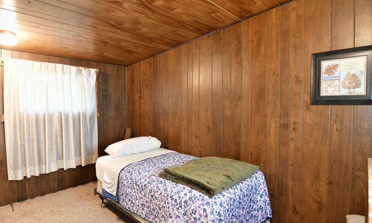 Photo of Bedroom in Solon Springs