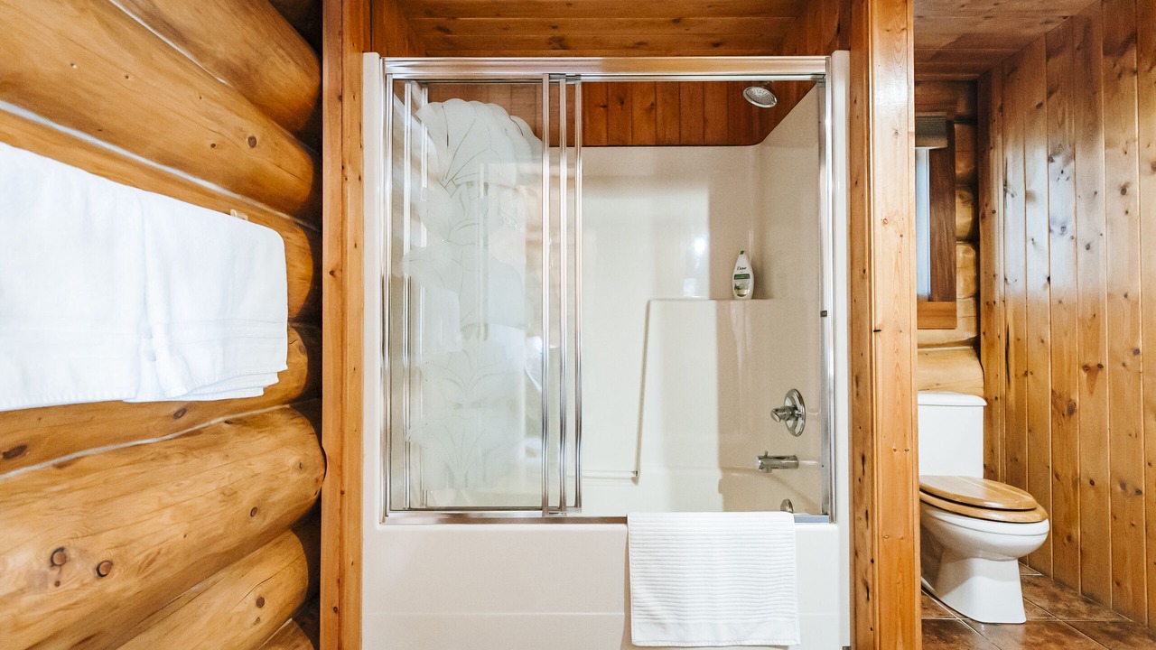 Photo of Bathroom in Rock Lake