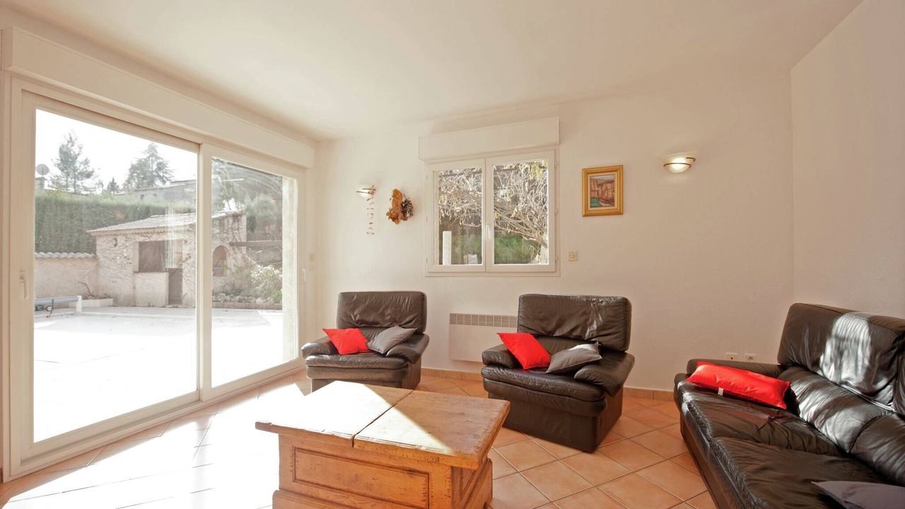 Photo of Livingroom in Saint-Paul-en-Foret