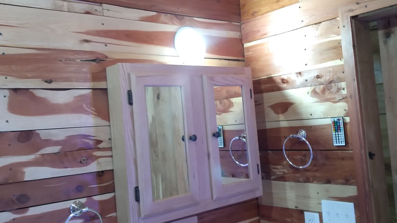 Photo of Bathroom in Marshall