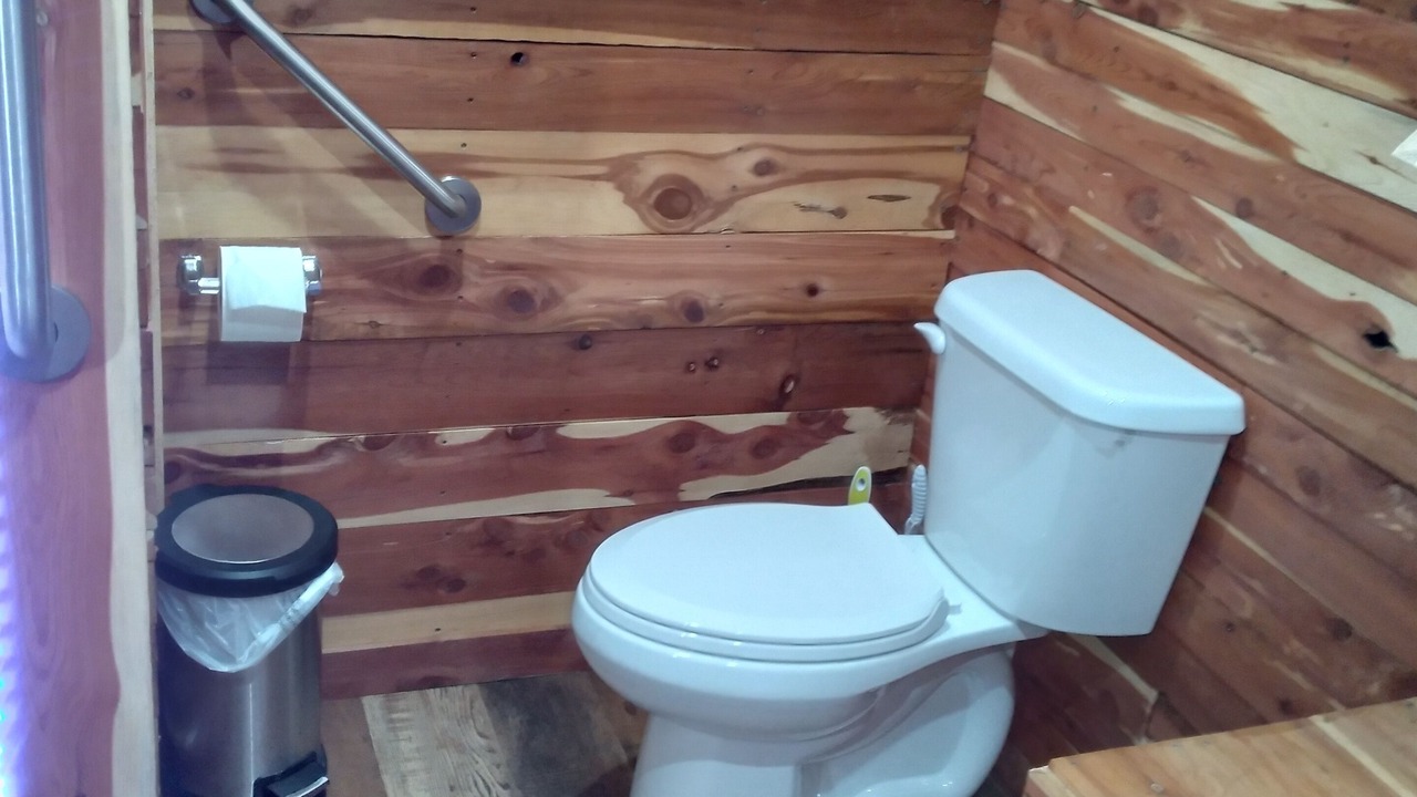 Photo of Bathroom in Marshall