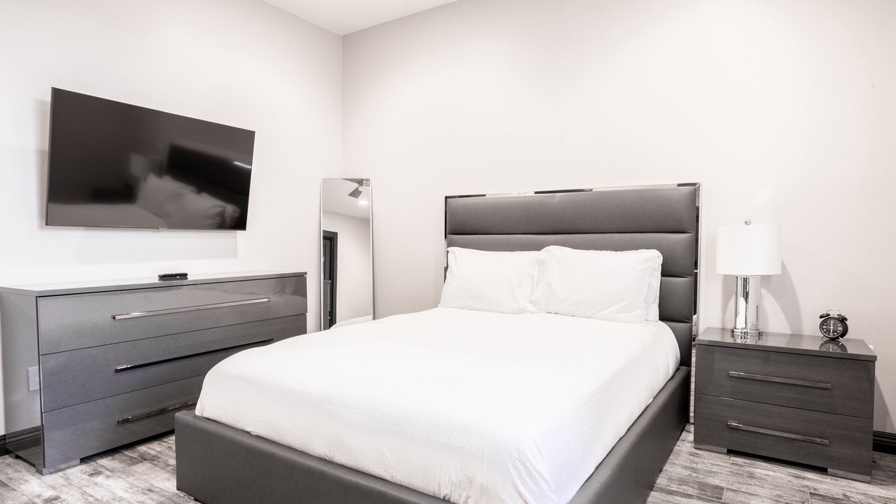Photo of Bedroom in North Central