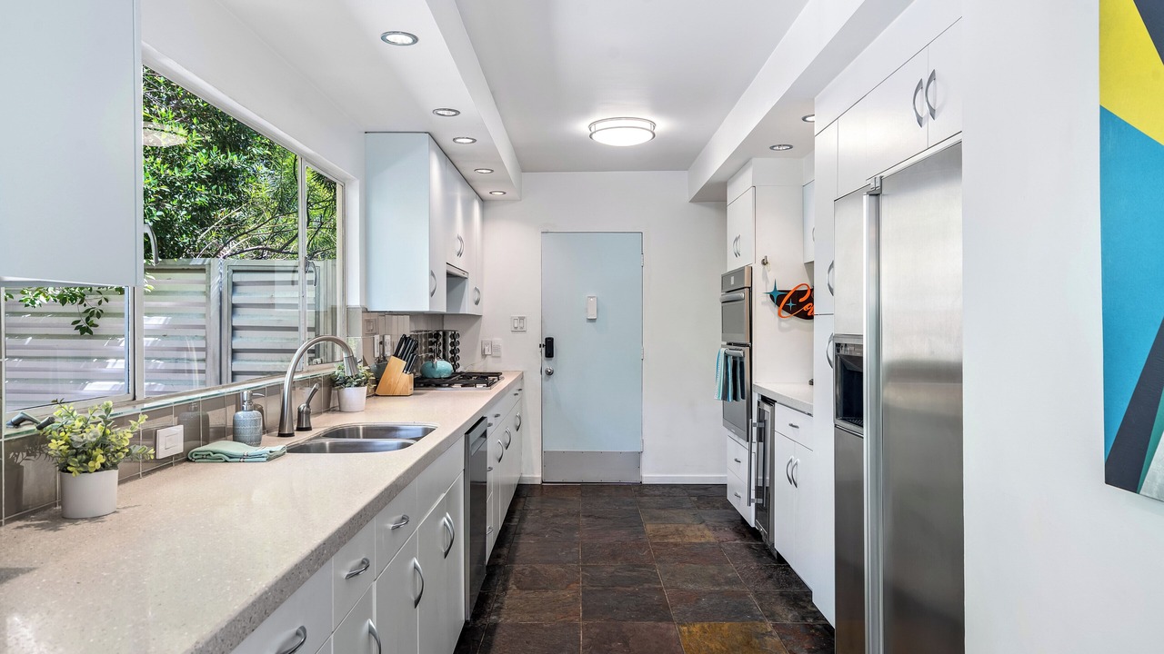 Photo of Kitchen in Tahquitz River Estates