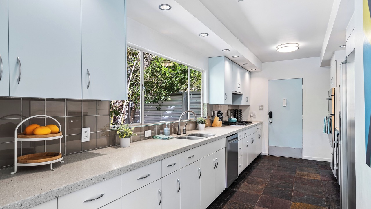 Photo of Kitchen in Tahquitz River Estates