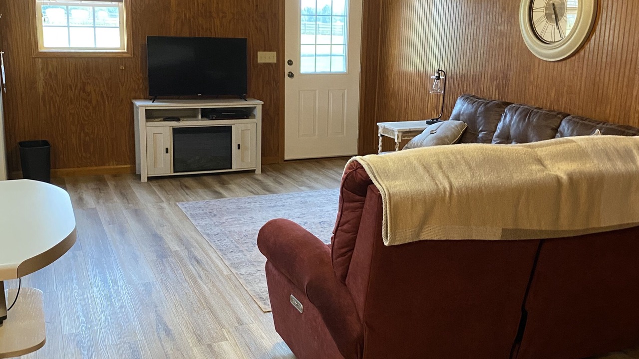 Photo of Livingroom in Byrdstown