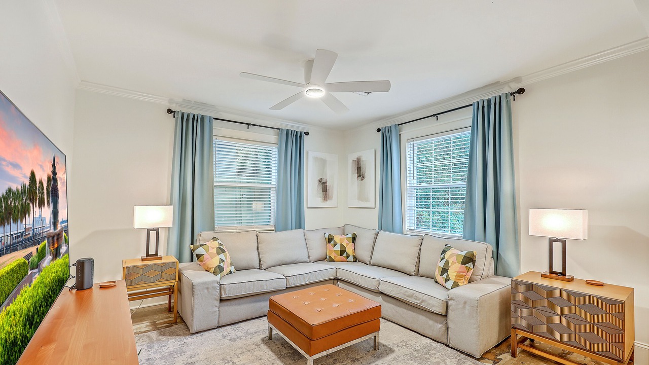 Photo of Livingroom in Mount Pleasant