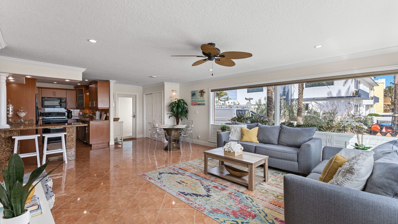 Photo of Livingroom in Hollywood