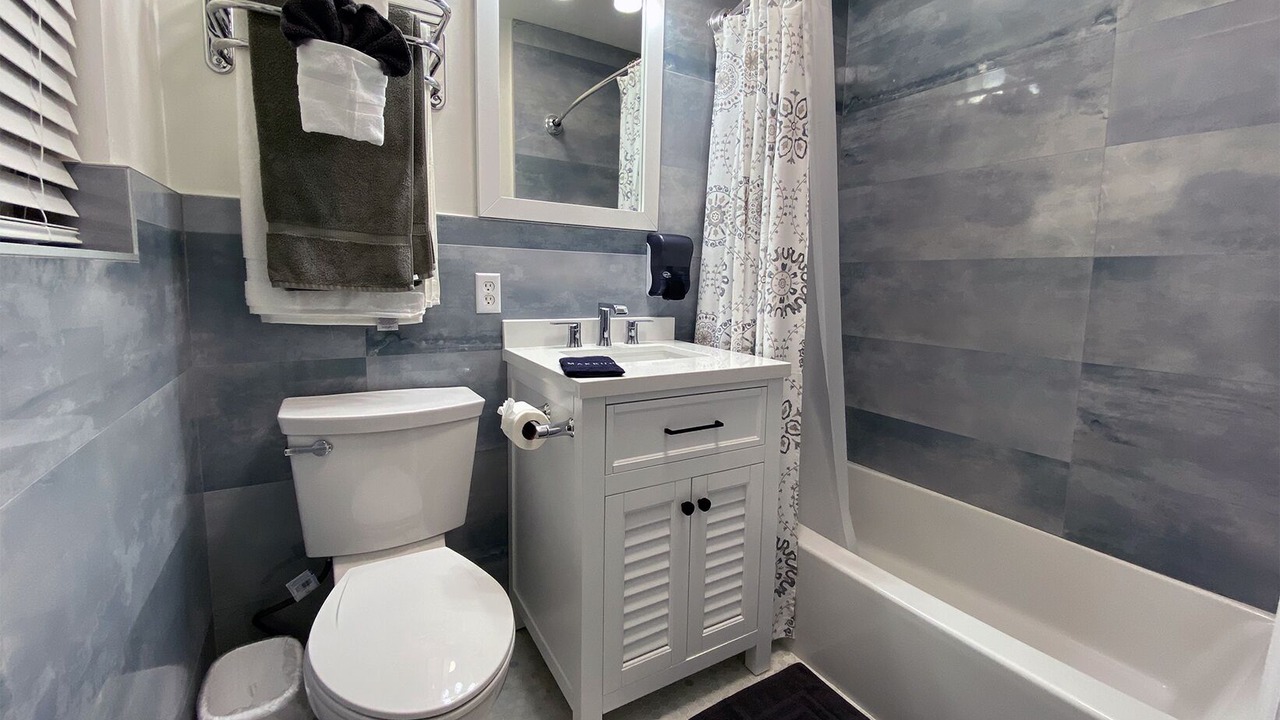 Photo of Bathroom in The Cove
