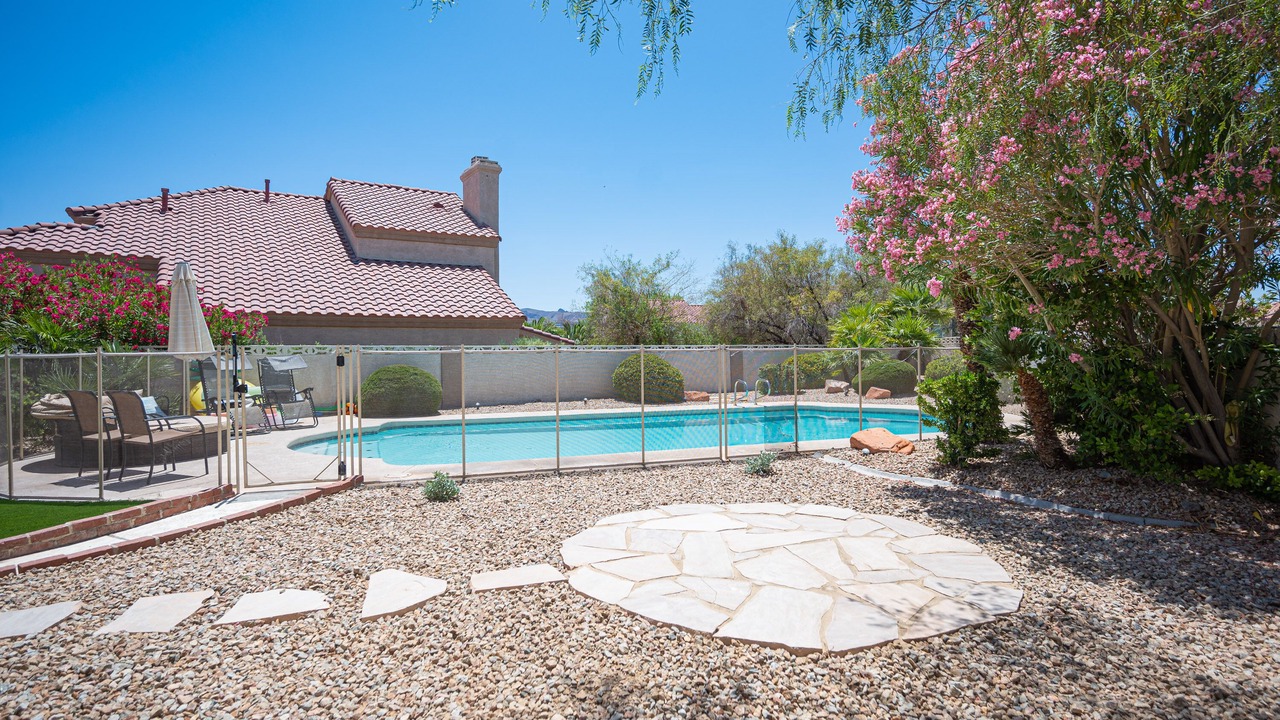 Photo of Outdoor in Green Valley North