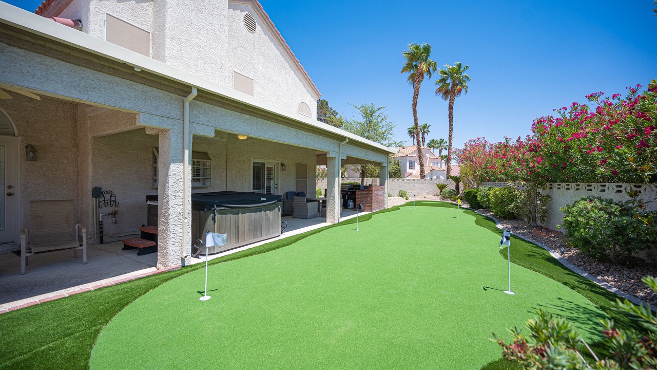Photo of Outdoor in Green Valley North