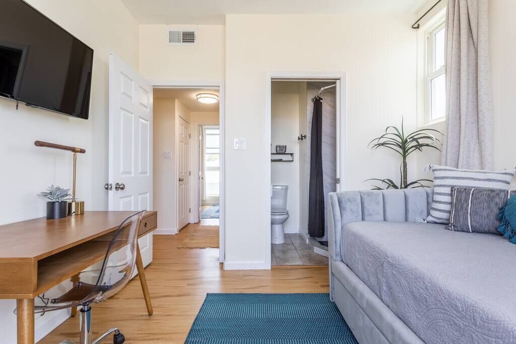 Photo of Bedroom in Hermosa Beach