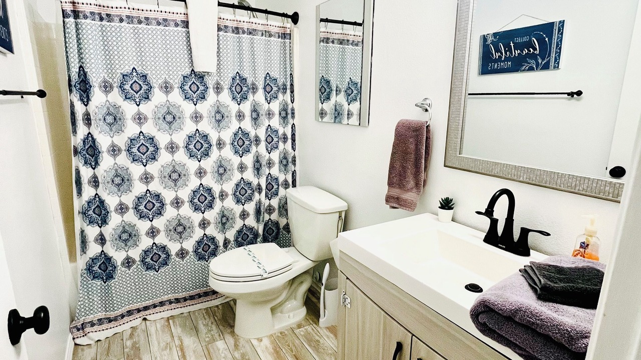 Photo of Bathroom in Pittmann
