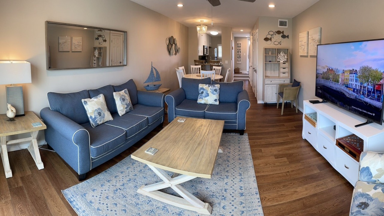 Photo of Livingroom in Crescent Beach