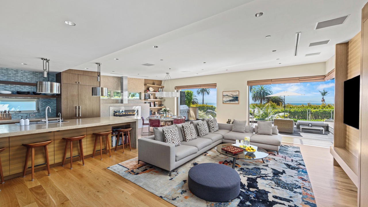 Photo of Livingroom in Montecito