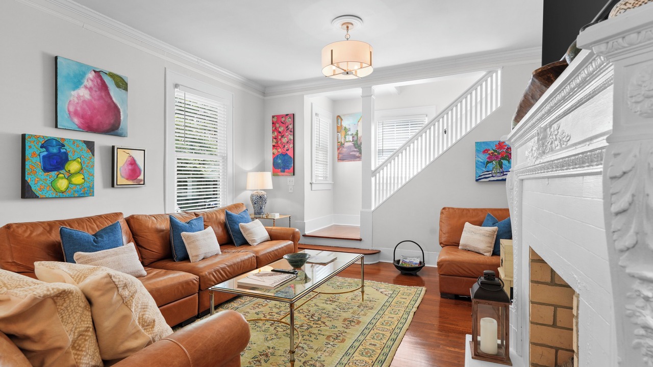 Photo of Livingroom in Pettigru Street Historic District
