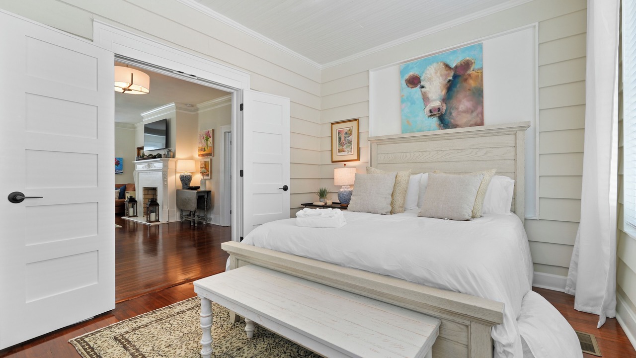 Photo of Bedroom in Pettigru Street Historic District