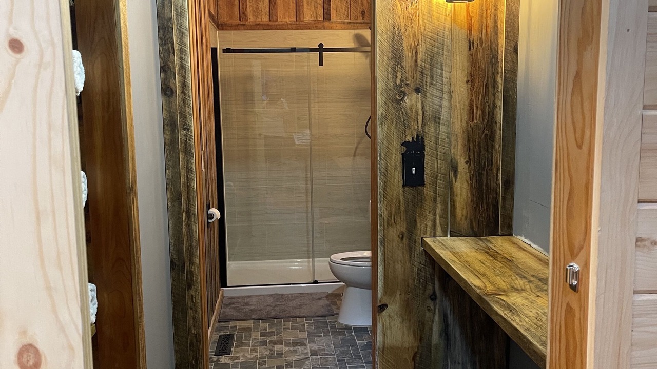 Photo of Bathroom in Laurelville