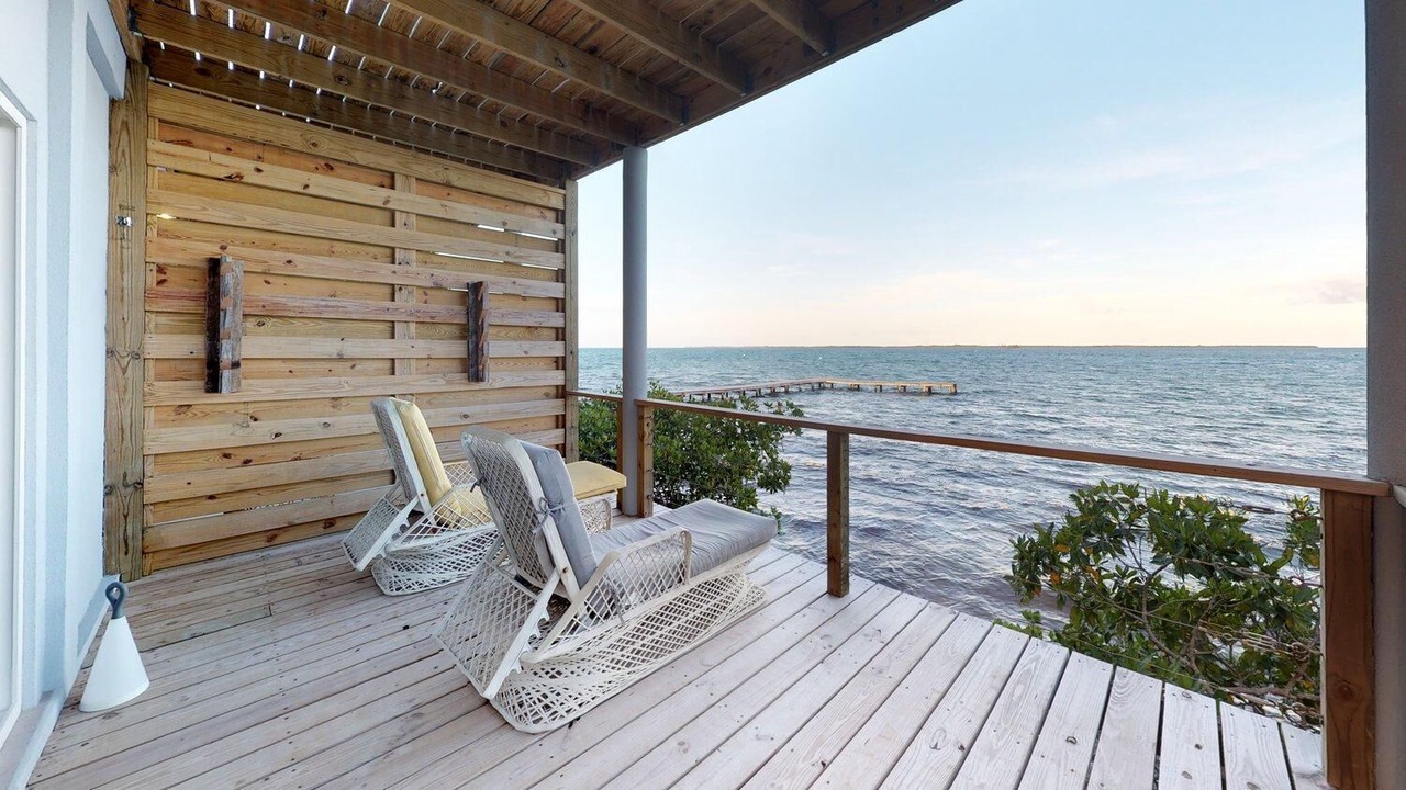 Photo of Others in Thatch Caye