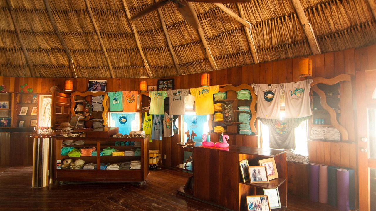 Photo of Others in Thatch Caye