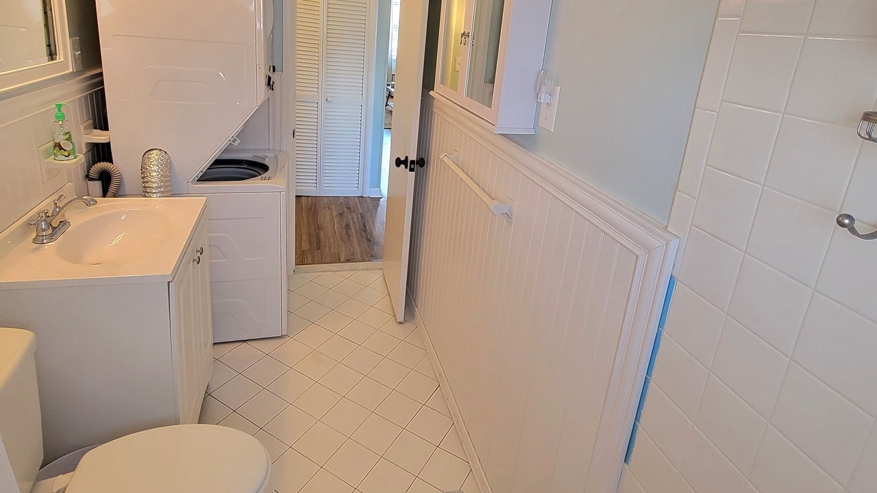 Photo of Bathroom in Sea Isle City