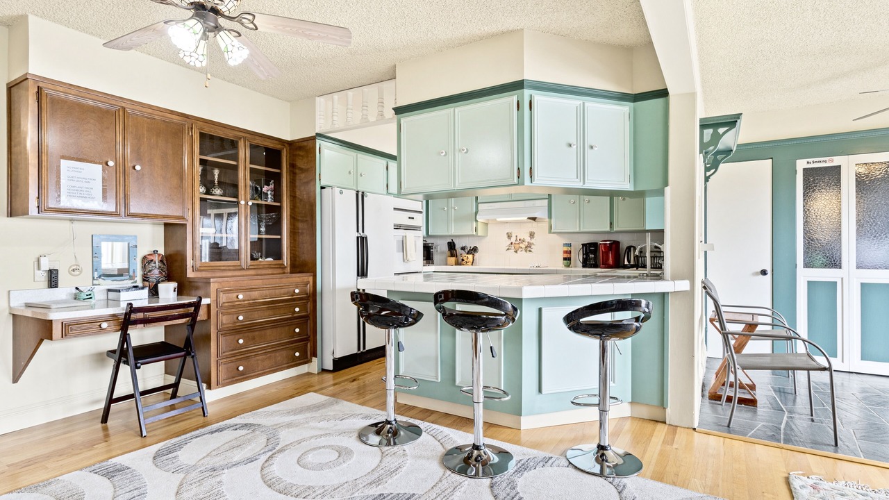 Photo of Kitchen in El Granada