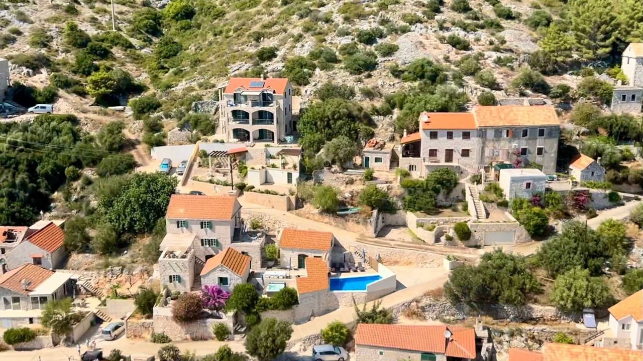 Photo of Outdoor in Zavala