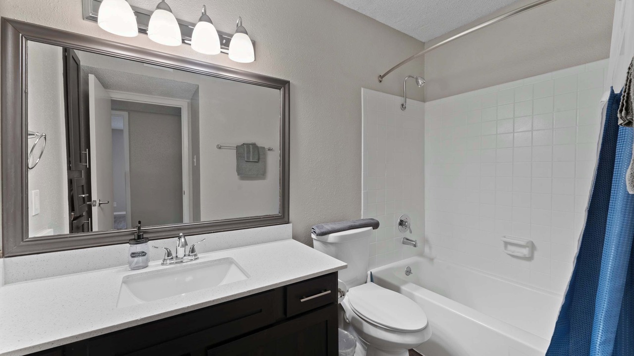 Photo of Bathroom in Pleasant Valley