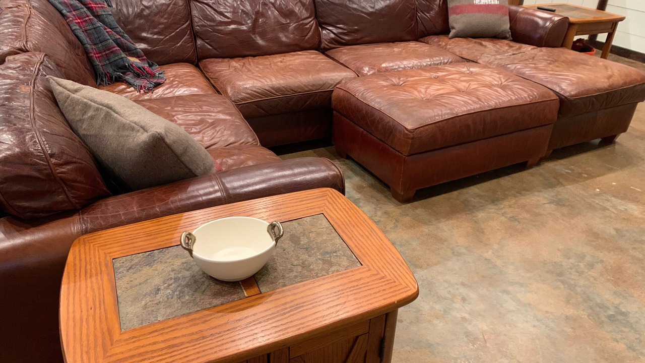 Photo of Livingroom in Town of Bellmont