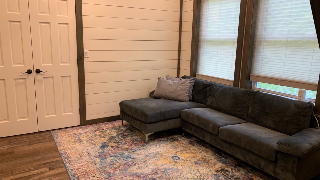 Photo of Livingroom in Town of Bellmont