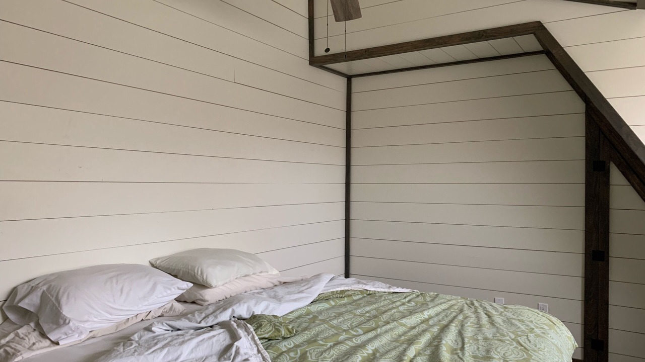 Photo of Bedroom in Town of Bellmont