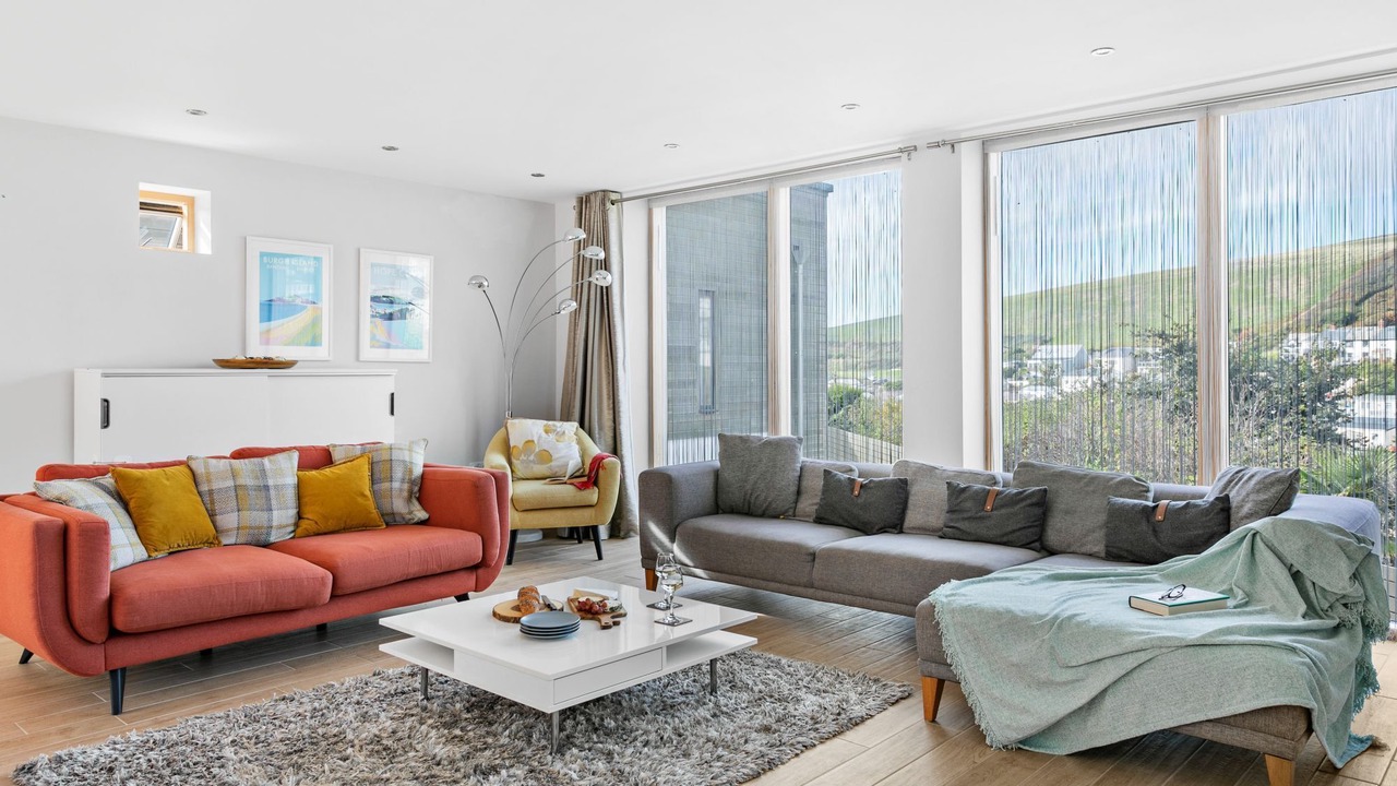 Photo of Livingroom in Challaborough