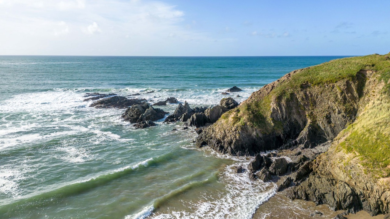 Photo of Others in Challaborough