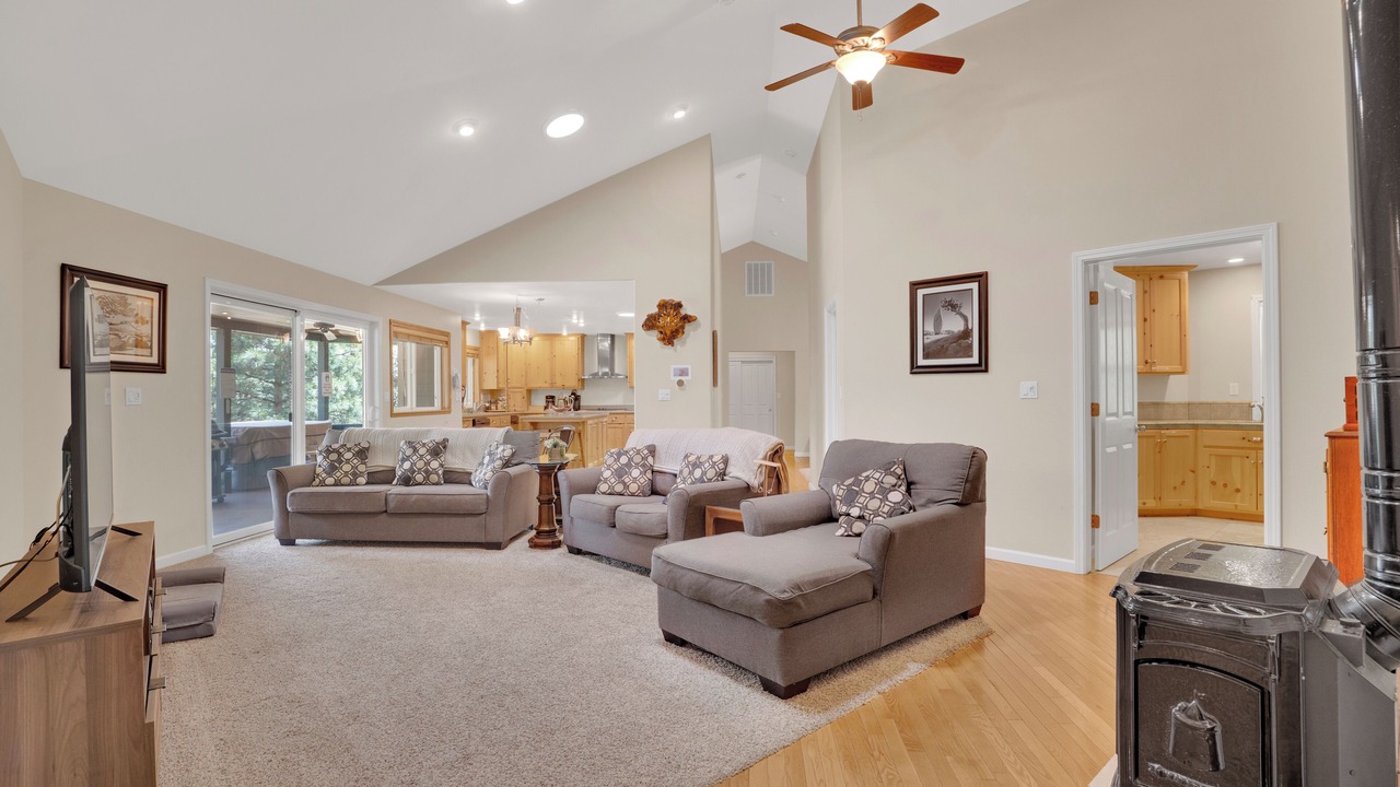 Photo of Livingroom in Mariposa