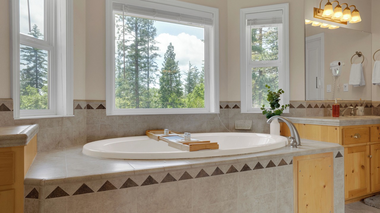 Photo of Bathroom in Mariposa