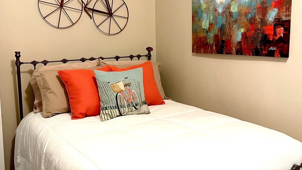 Photo of Bedroom in Harrison
