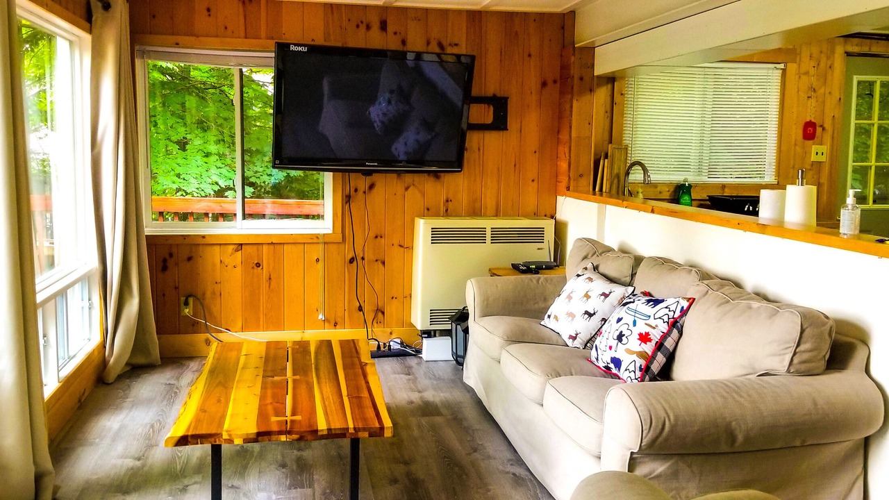 Photo of Bedroom in Algonquin Highlands