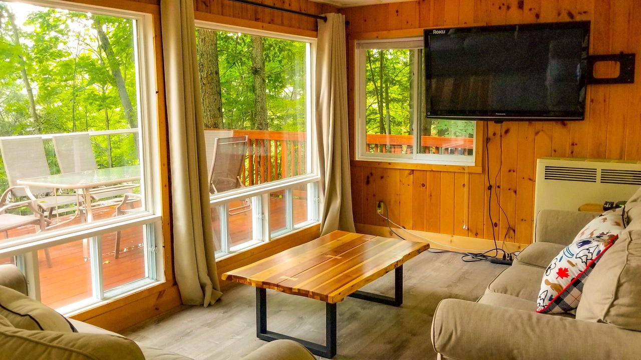 Photo of Bedroom in Algonquin Highlands