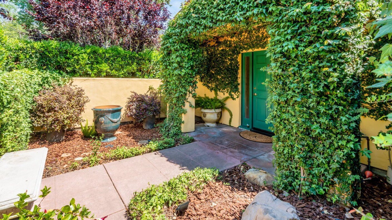 Photo of Outdoor in Bel Air