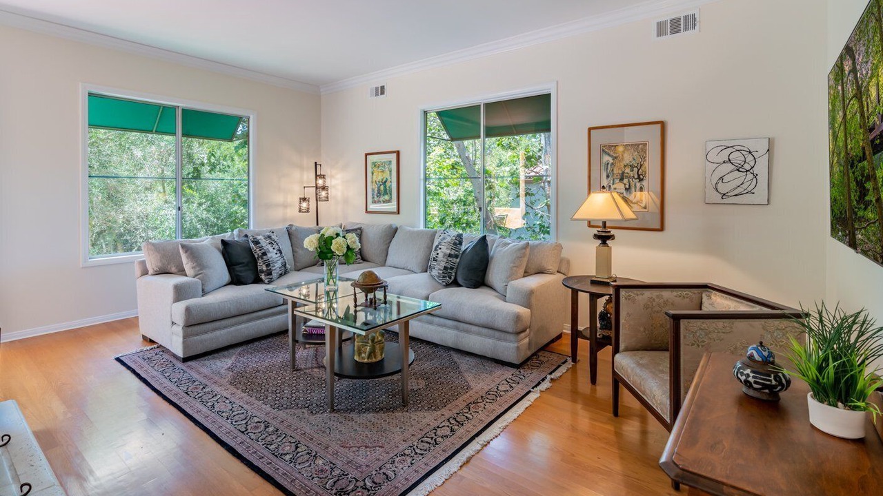 Photo of Livingroom in Bel Air