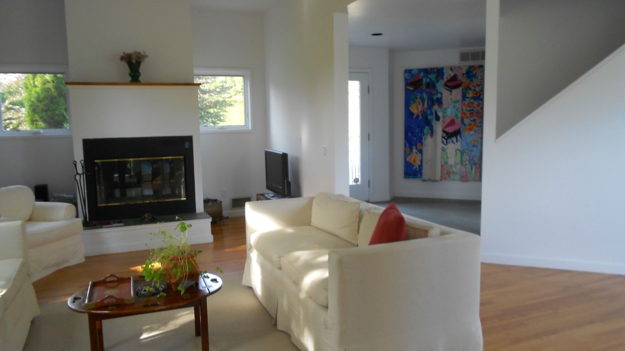 Photo of Livingroom in Bridgehampton